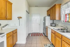 Pool Access & Pond Views: Longs Home Near Golf! - Interior