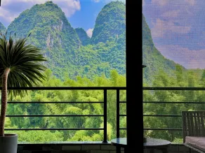 Yangshuo Lijiang Island Riverside Resort-English speaking & local guide & pick up service & sunset on the rooftop - Udsigt fra værelset