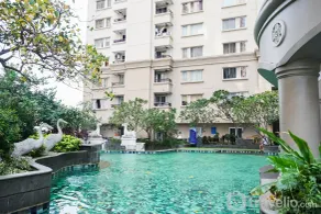 1BR Queen Bed at Marina Ancol Apartment near Dufan By Travelio - Pool