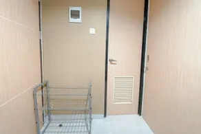 Restful And Homey 1Br Without Living Room At The Alton Apartment - Bathroom