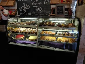 The New Pioneer - Restaurant
