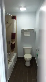 Budget Inn Alexandria - Salle de bain