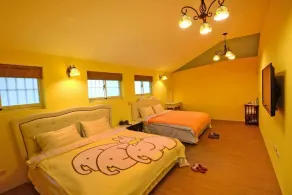 Tomato Coffee B&B - Room