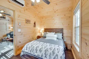 Steps to Lake Keowee: Secluded Seneca Sanctuary! - Interiør
