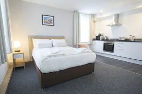 Wellington Apartments - Room