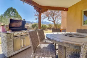 Luxe Desert Retreat w/ Mtn Views in Albuquerque! - Interiør