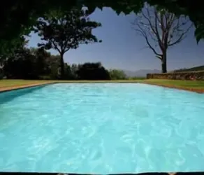 Kings Walden Garden Manor - Pool