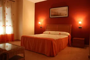 Hotel Ciudad Pozo Alcón - Room