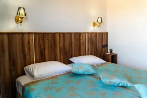 Elijah Hotel - Room