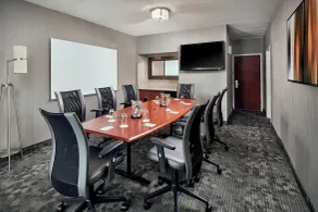 Courtyard By Marriott Baltimore BWI Airport - Chambre