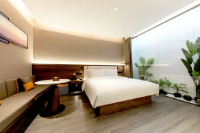 沃德酒店济南趵突泉大明湖景区店 World Hotel Jinan Baotu Spring Daming Lake Scenic Area Branch - Værelse