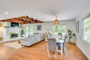 Waterfront Gainesville Home w/ Private Boat Dock! - Interior