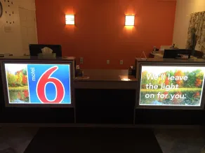 Motel 6-Frackville, PA - Lobby