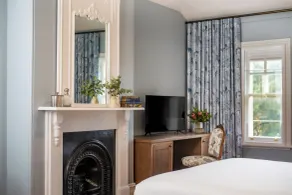 The Russell Boutique Hotel - Room