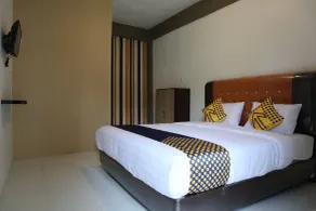 SPOT ON 1772 Hotel Penginapan Cemara Syariah - Chambre