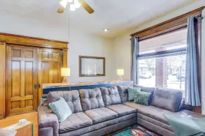 Historic Tiffin Home ~ Half Mi to University! - Innenbereich