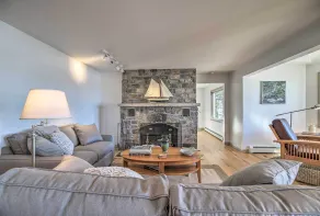 Family Lakehouse w/ Deck + Beach on Lake Champlain - Interior