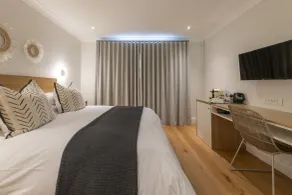 Hide-Away Guest House - Camera