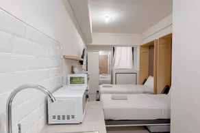 White Style Studio (No Kitchen) Apartment Bandaraya - Tallasa City Makassar - Værelse