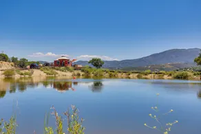Mystical Mongolian Yurt in Fallbrook w/ Views! - Interiör