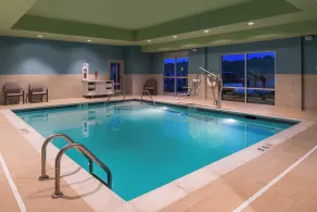 Holiday Inn Express & Suites Farmville by IHG - Pool