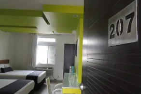 Nu Hotel - Room
