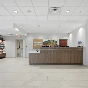 Hampton Inn Martinsburg South-Inwood - Rezeption