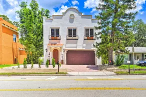 Sunny Sarasota Abode w/ Yard ~ 1 Mi to Dtwn! - Interiør