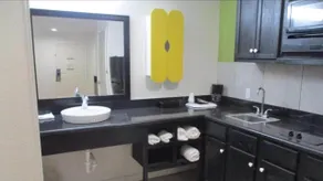 Studio 6-Lincoln, NE - Airport - Badezimmer