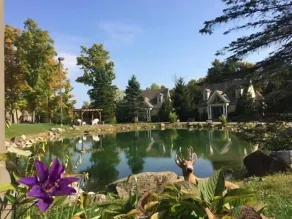 Spruce Hill Inn & Cottages - Piscine