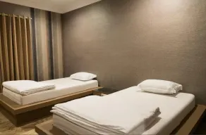 Hotel Raja Akas - Chambre