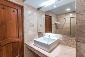 Hotel Alia Matraman - Bathroom