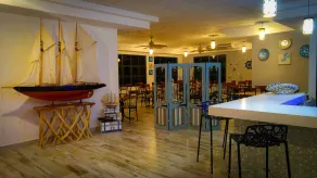 Fajardo Inn - Restaurant