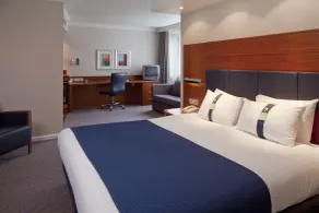Holiday Inn Maidenhead Windsor by IHG - Camera