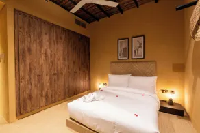 The Luxe Retreat Hotel Apartments - Room