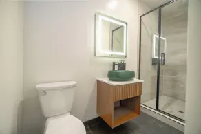 LYFE INN & SUITES by AGA- North Hollywood Near Universal Studios - Salle de bain