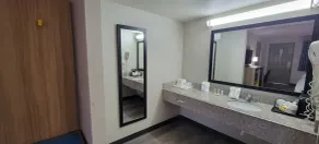 Days Inn by Wyndham Conway - Salle de bain