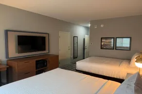 AmericInn by Wyndham Mountain Lake MN - Room