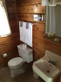 Andruss Motel - Bathroom