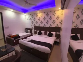 HOTEL SR PALACE NEAR IGI DELHI AIPRORT - Room