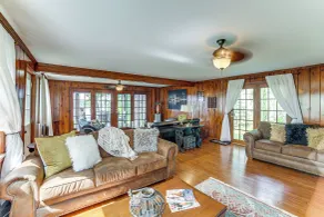 Michigan Lakefront Retreat w Kayaks & 2 Decks - Interiør