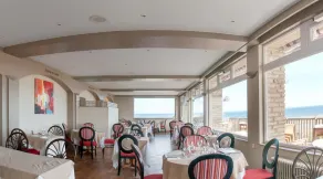 Logis Hotel Du Casino Restaurant Le Mathelia - Restaurant