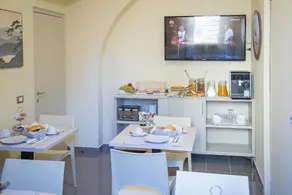 VIA NALDINI n 61 - Restaurant
