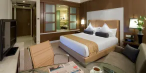 Crowne Plaza New Delhi Okhla by IHG - Room