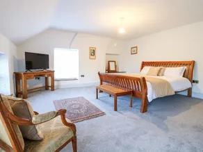 Mill View Duplex - Room