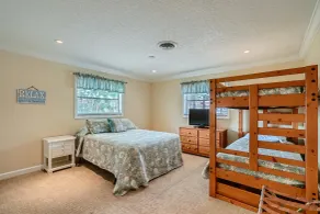 Bimini Breeze - Updated Island Retreat with Pool & Beach Access - Chambre