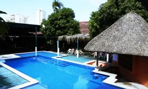 Hotel Canaima - Pool