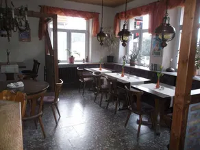 Gasthaus & Pension Zum Schwarzen Adler - Restaurante