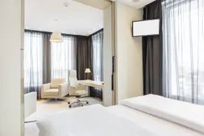 Sound Garden Hotel Airport - Room