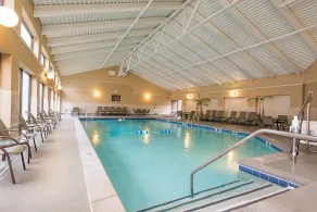 DoubleTree by Hilton Hotel Grand Rapids Airport - Piscine